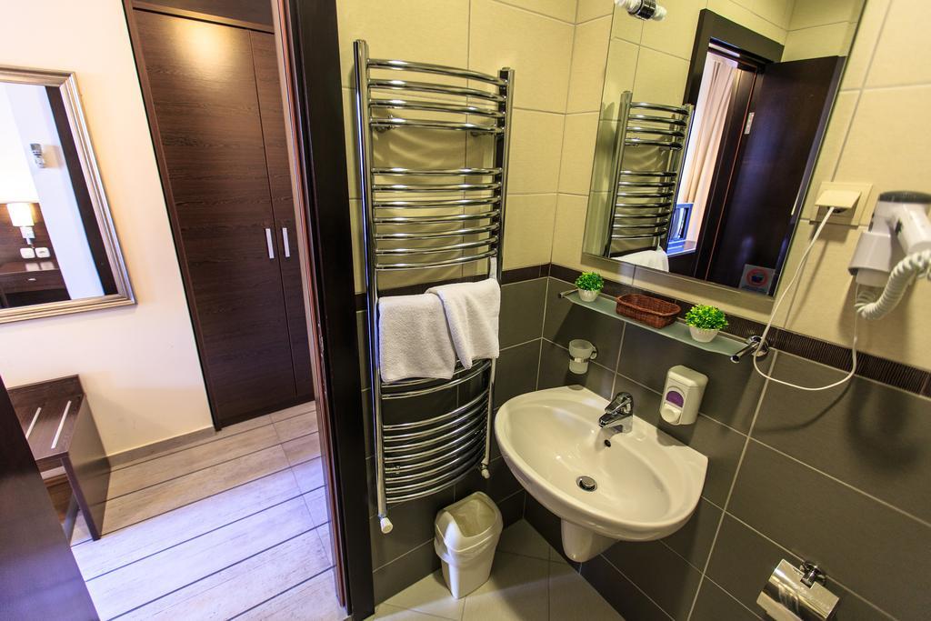 Lucic Rooms & Suites Budva Zewnętrze zdjęcie